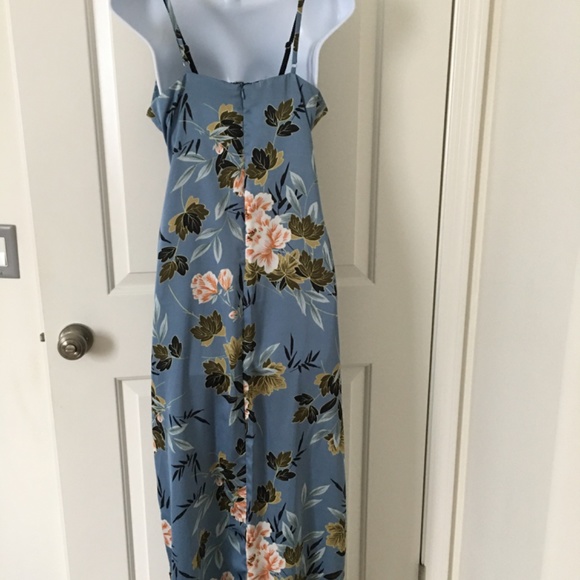 NWOT SkY Blue Floral Spaghetti Straps. Size 10 - Picture 5 of 7